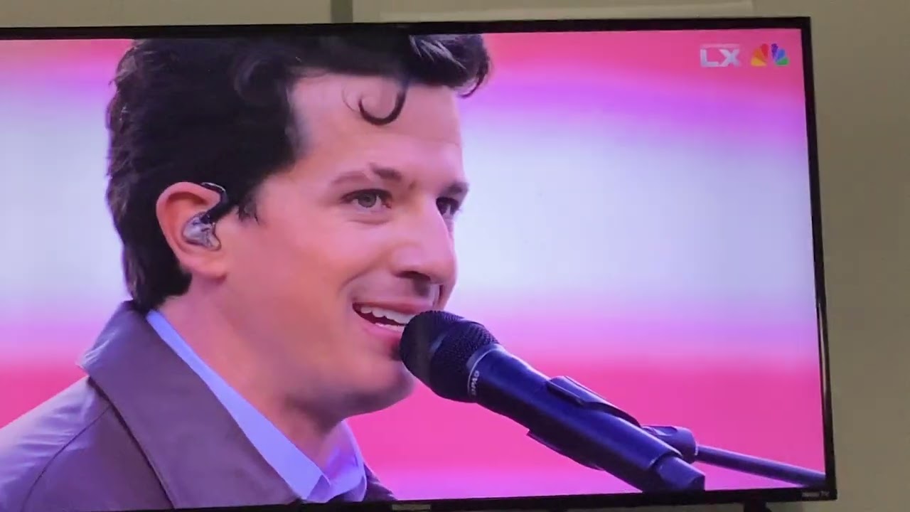 Super Bowl 🎤 🎶 