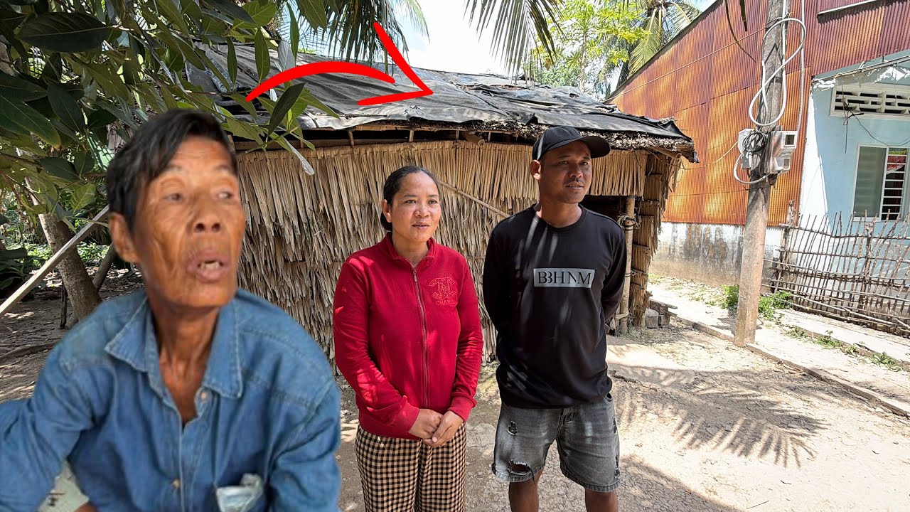 Tới công chuyện ￼chị So Ny hoảng hốt khi có 2 người lạ bước vào nhà mình để làm chuyện ￼này..!
