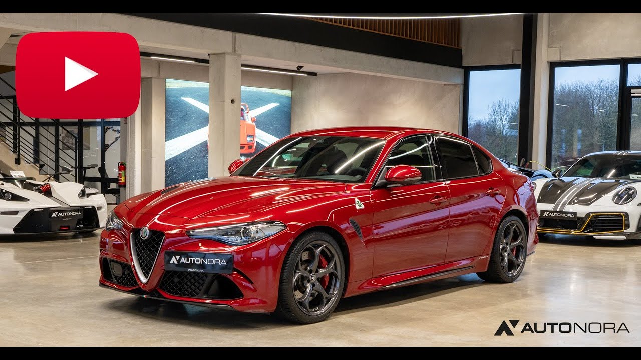 Alfa Romeo Giulia Quadrifoglio in Rosso Competizione