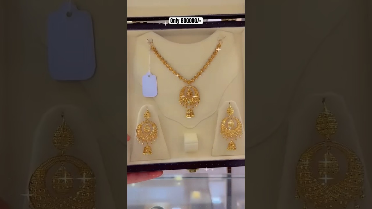 latest gold necklace set design 😍💞❣️ #gold #jewellery #wedding #necklace #goldaccessories #partywear