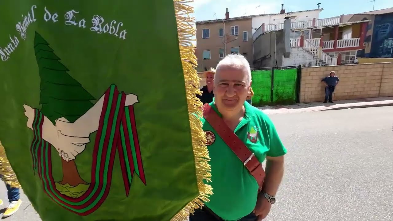 Una pequeña Agrupación de Pendones, de la zona de La Robla