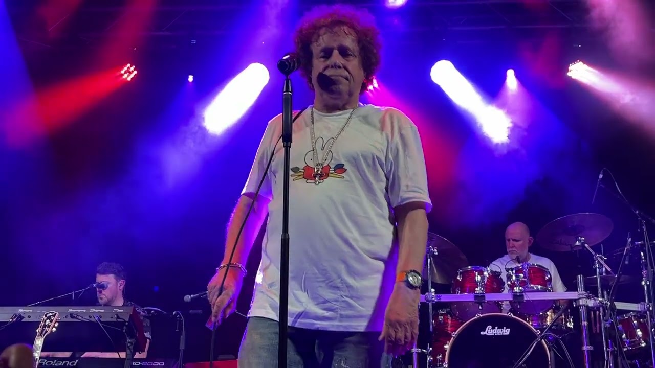 Leo Sayer - When I Need You - Picturedrome, Holmfirth - 19 July 2025