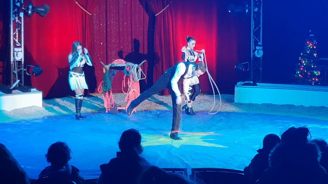 Cirque de Rome : Les Williams Bill's (lassos, jeux du Far West)