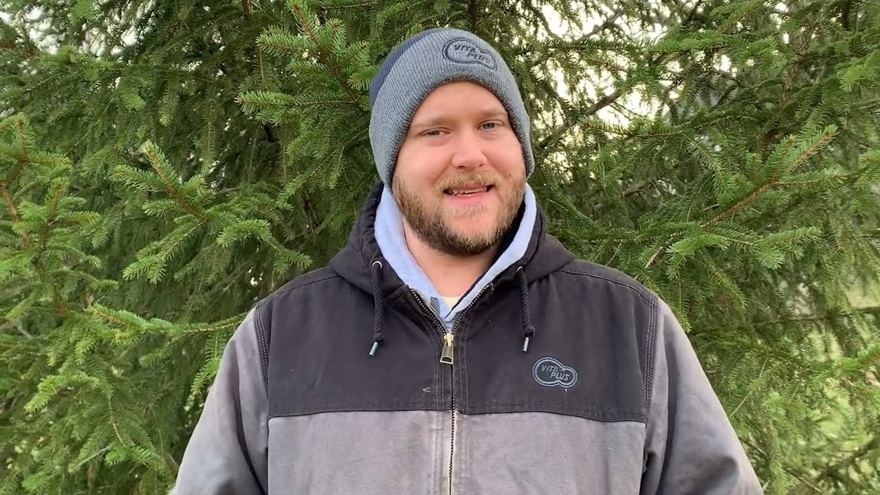 Vita Plus Starting Strong:  Calf chat with Lucas - Feeding water  (February 2022)