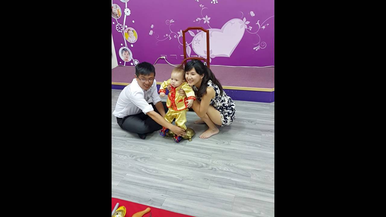 皓皓滿一歲，抓周，明儀書局樓上