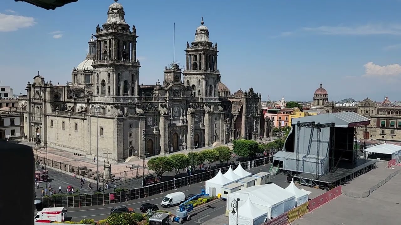 A view of Z&oacute;calo (main square), in central Mexico City 2023