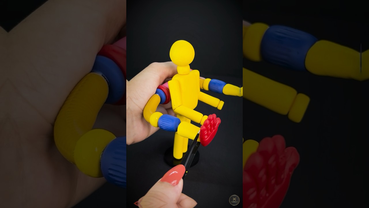 How To Make The Player (Poppy Playtime) With CLAY 😱 #shorts #MagicalClay