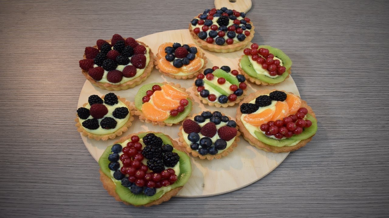 How To Make The Best & Easy Fruit Tart Recipe | اعملي تارت بالفواكه في البيت اسهل والذ من المحلات