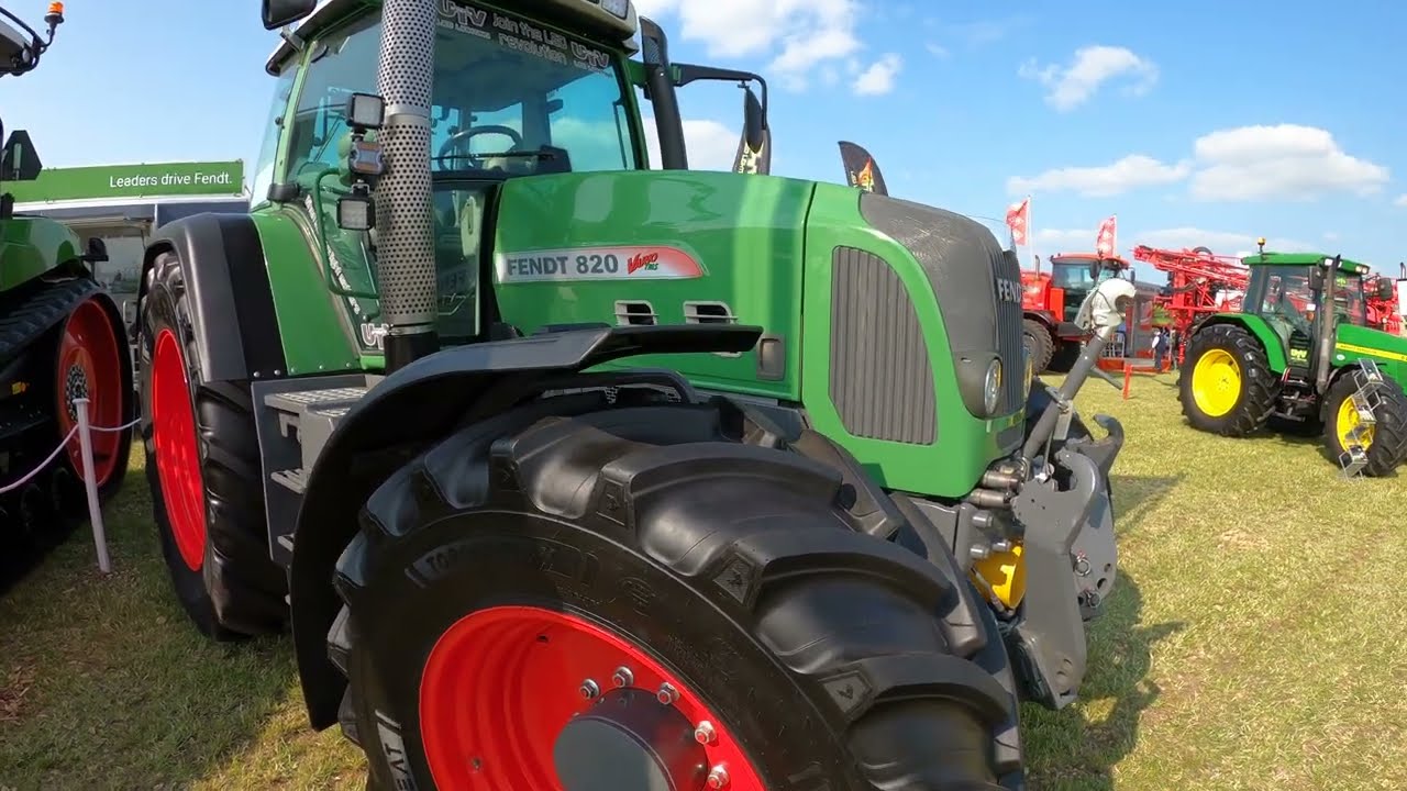 2008 Fendt 820 Vario TMS 6.1 Litre 6-Cyl Diesel Tractor (207 HP) UTV LED Products at Cereals 2025