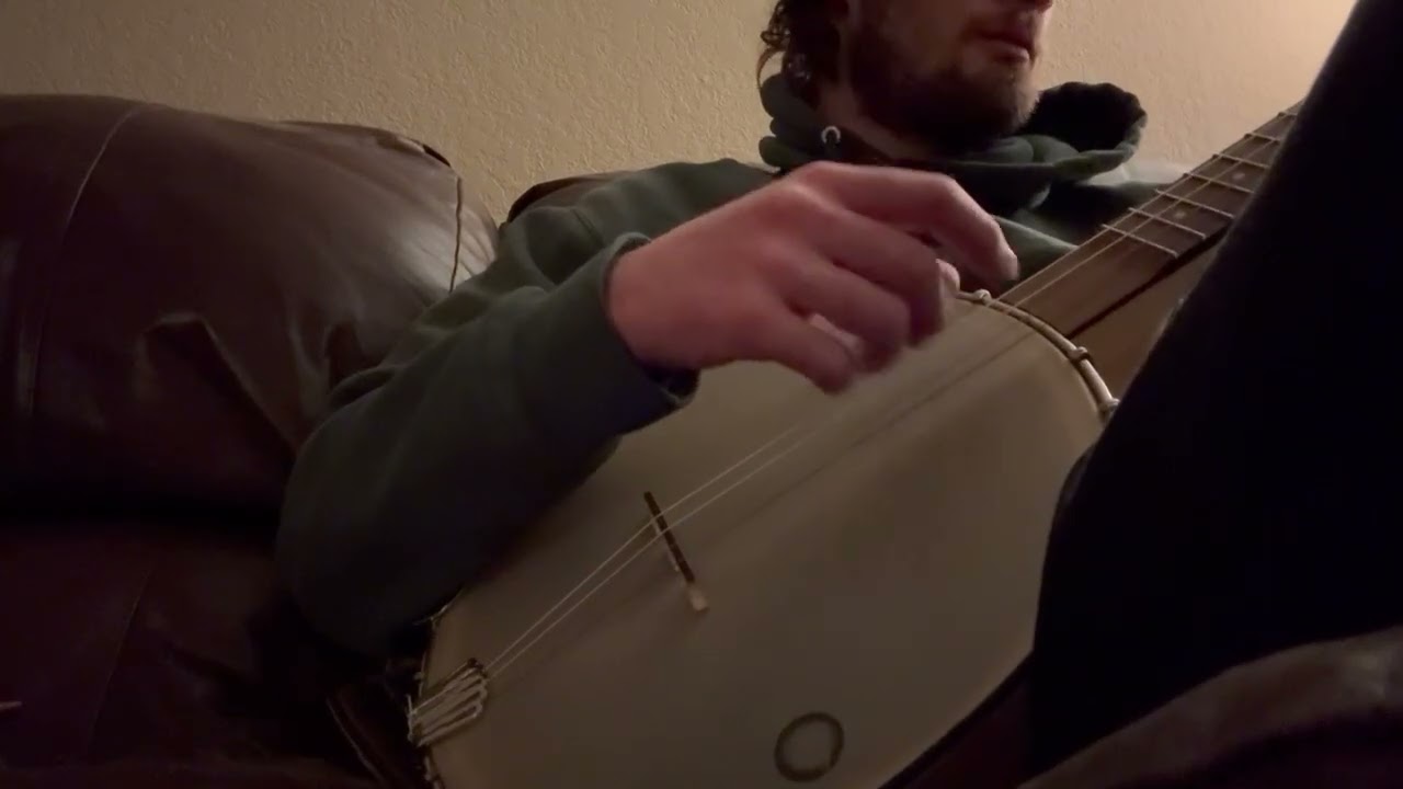 First of the finger pickin'
