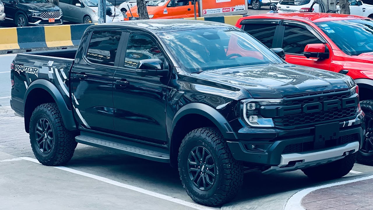 Ford Ranger Raptor 3.0L Twin-Turbo EcoBoost 4WD 10 AT | Interior and Exterior  - Black Color