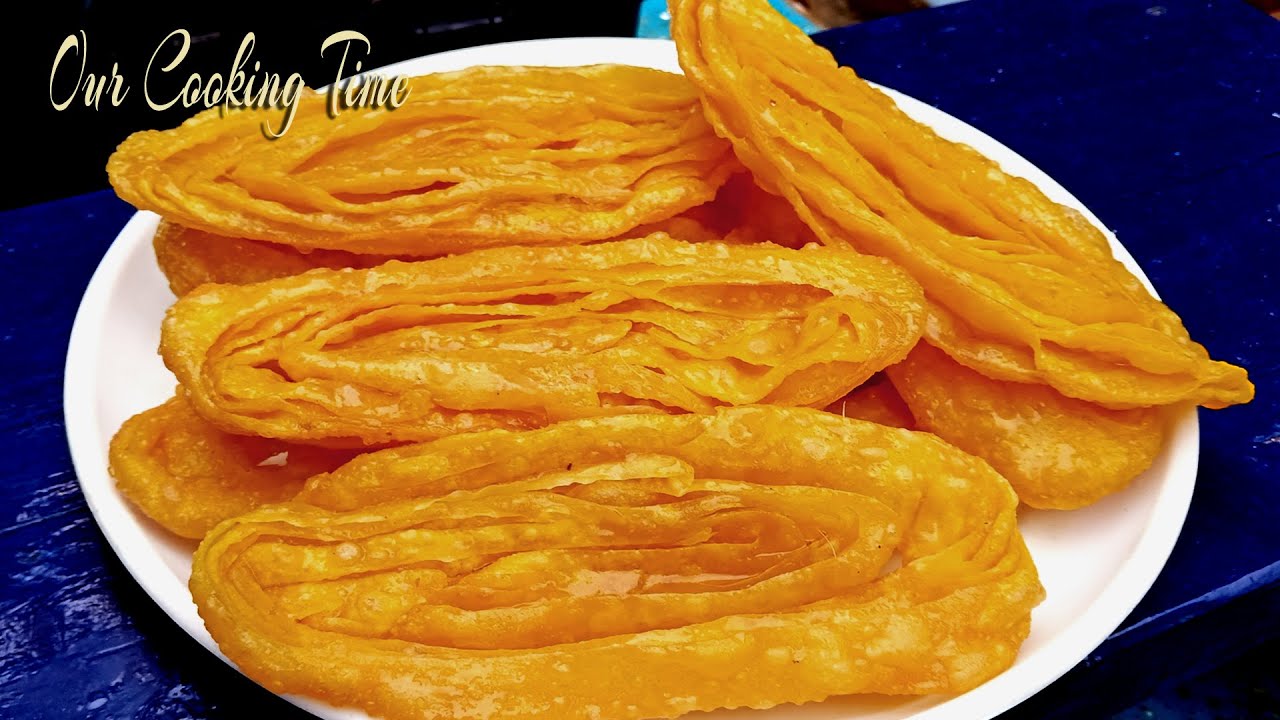 மடக்கு பூரி ஸ்வீட் # Madakku Poori Sweet Recipe In Tamil # Sweet Snacks Recipes In Tamil
