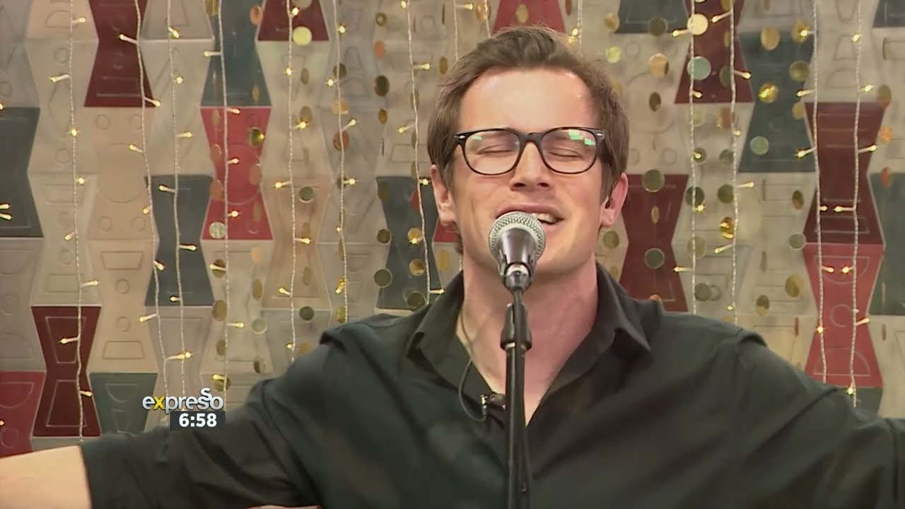 Music: David Watkyns performs 'Magic'