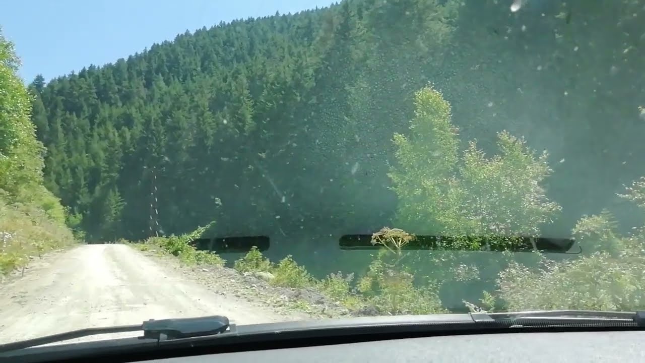 Karadeniz Yayla yolu Hanlut Dağönü Köyü