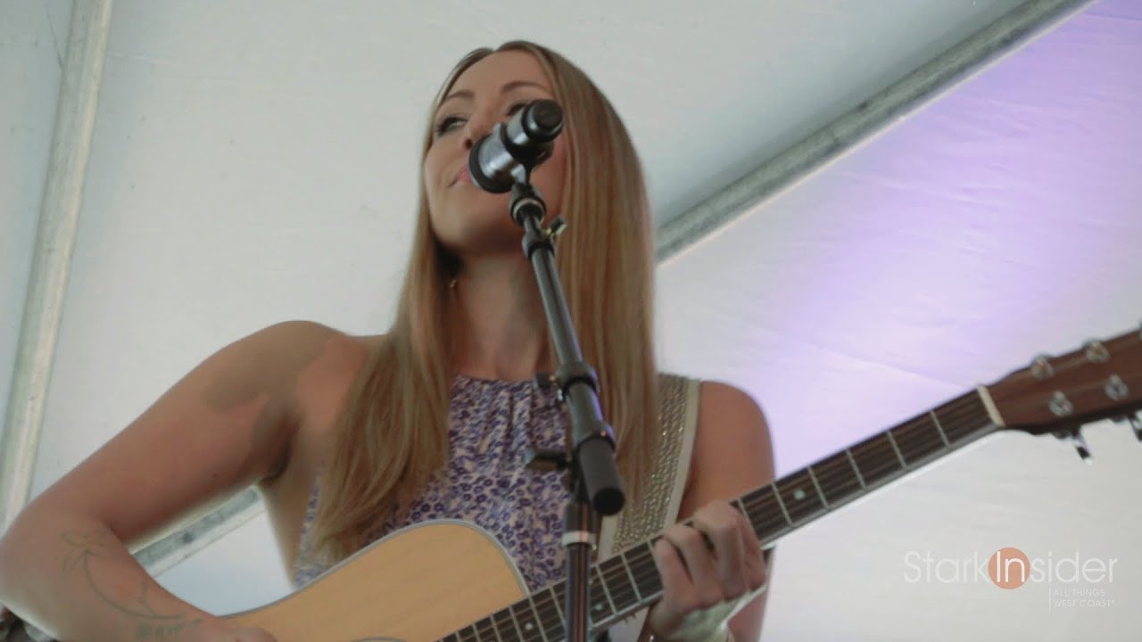 Colbie Caillat Live in the Vineyard Interview - Napa Valley