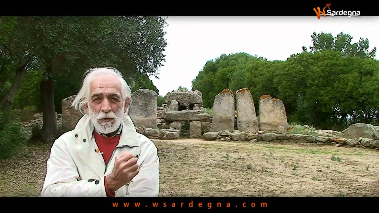 Tomba dei Giganti Su Monte e s'Ape - www.wsardegna.com