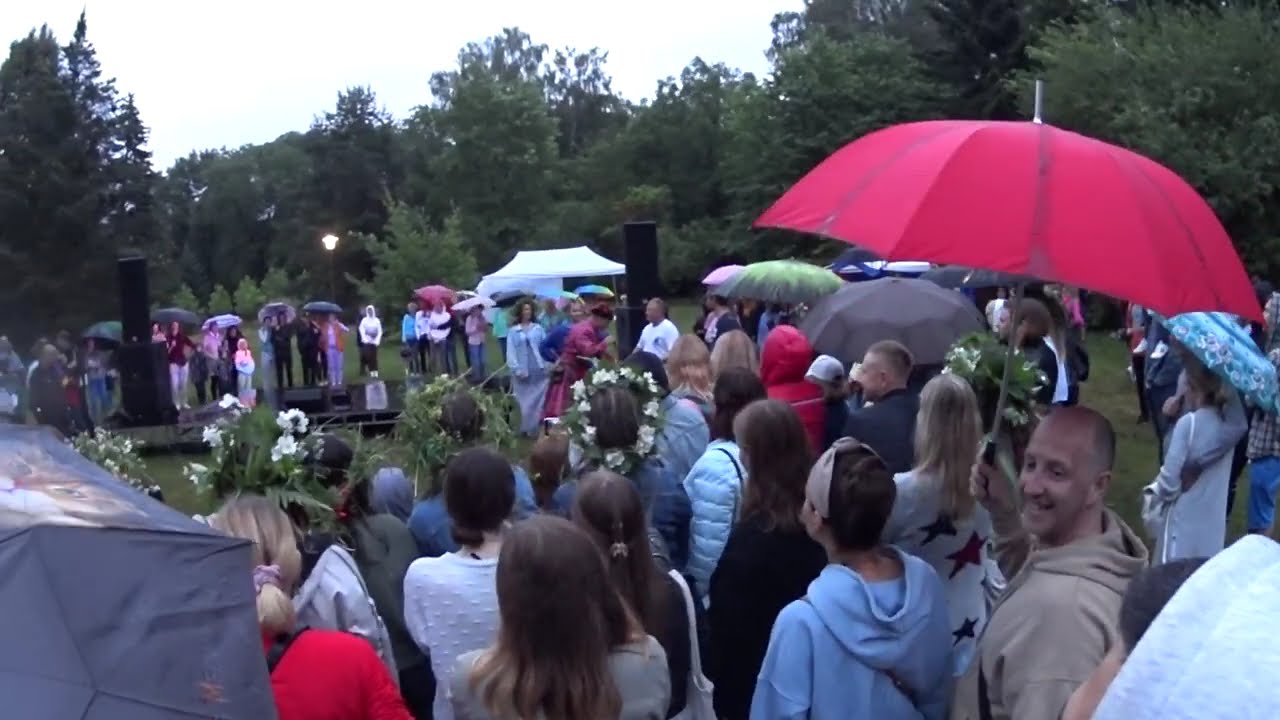 МИНСК БЕЛАРУСЬ. КУПАЛЬЕ. ФЕСТИВАЛЬ 