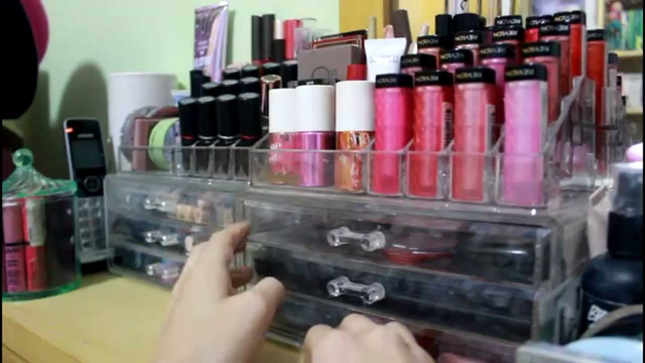 ASMR + Maquiagem: Um Pouco Da Minha Coleção ♥ Fala Baixo, Sussurro, muitooo Tapping | SoftSpokenFox