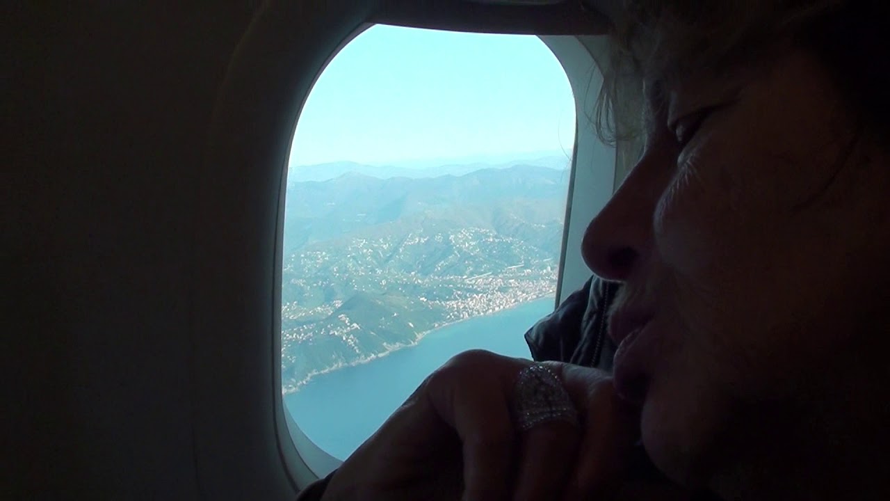 da Roma a Genova con l'aereo