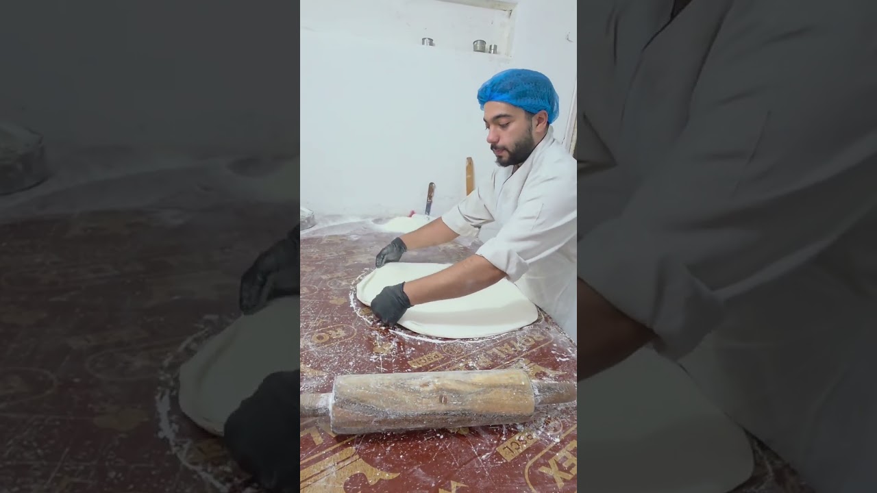 طريقه فتح عجين البقلاوة (اصابع) فيديو مهم للأشخاص المبتدئين 