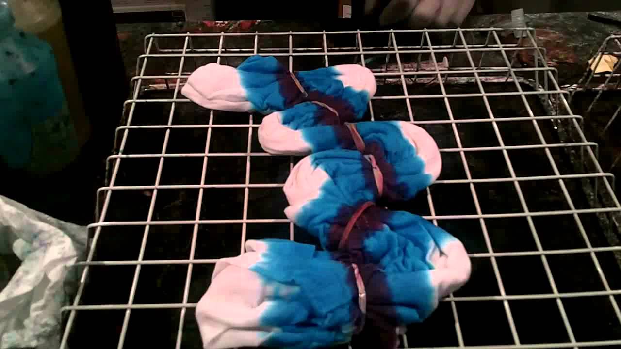 How To Tie Dye - Fish Scales