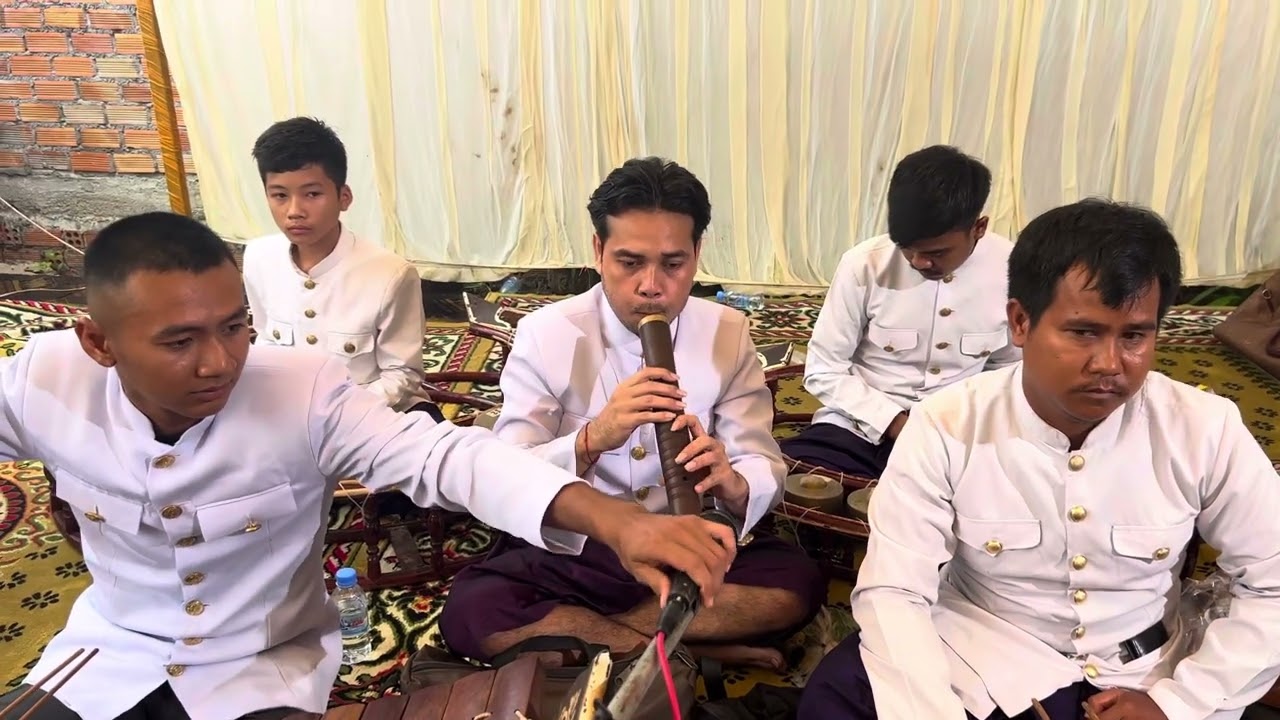 បទ សាឡូម៉ា ៣ជាន់