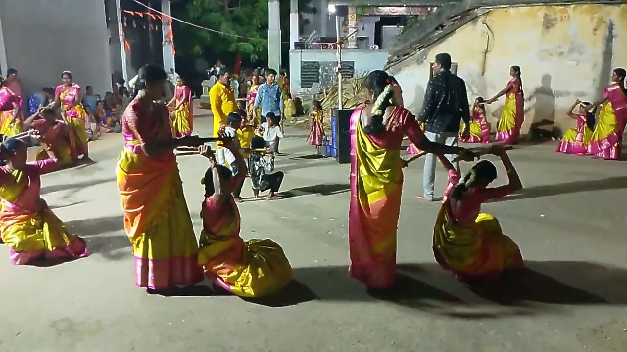 గోపికమ్మ చాలు లేమ్మా అంటూ శ్రీ శ్రీ కోదండరామ మహిళా కోలాటం బృందం 7032 63 8016 వెంగంపల్లి