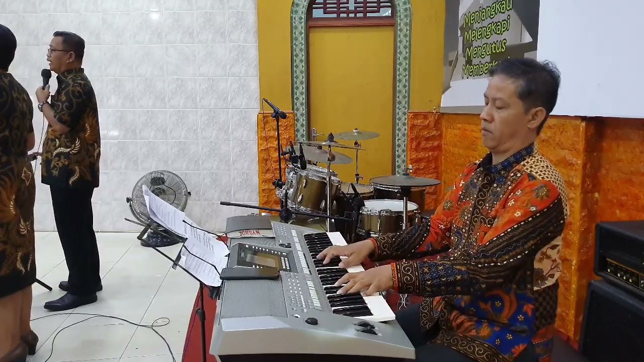 LAGU - LAGU ROHANI  KEBAKTIAN GKII  BETHEL SINTANG KALBAR