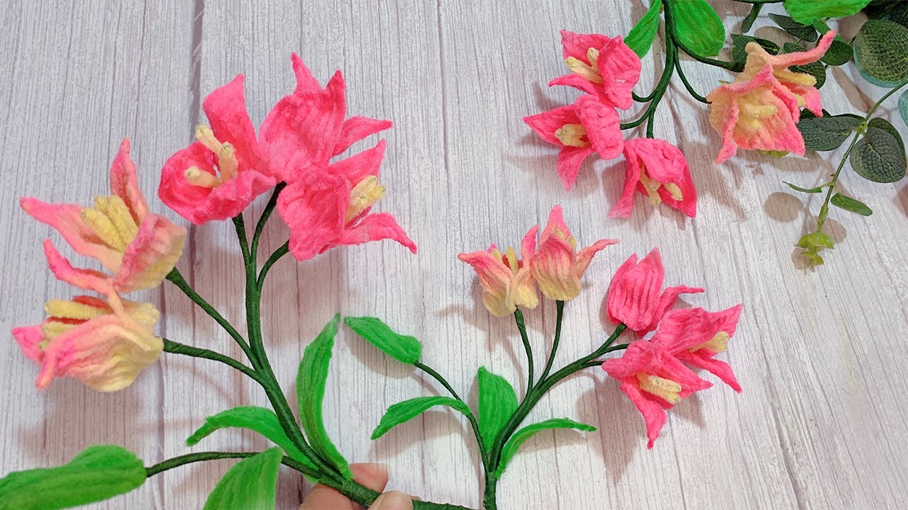How to Make Beautiful flowers with Pipe Cleaner - Pipe Cleaner Flower Ideas - DIY Chenille Wire
