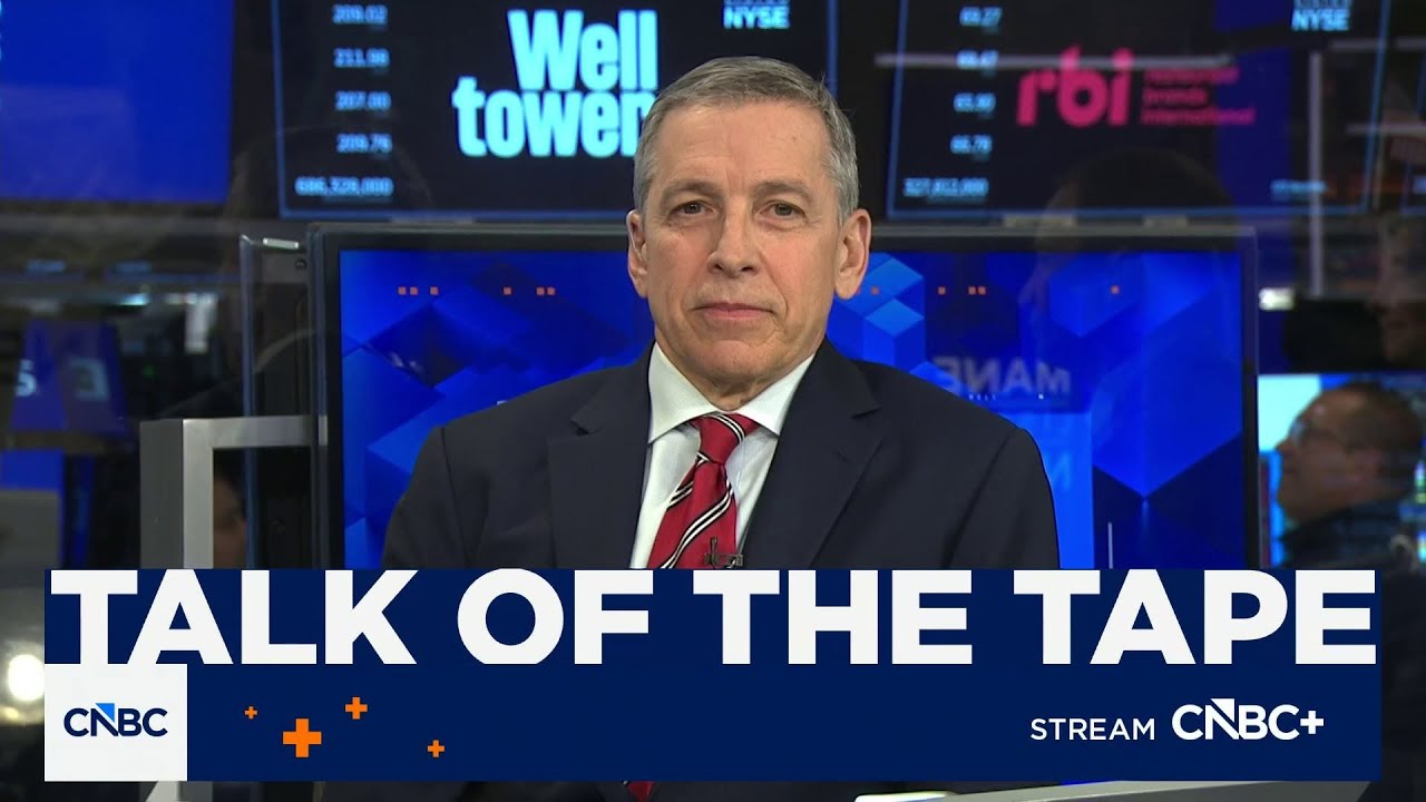 Stock pullback presents opportunities for clients without exposure to tech: Hightower's Saperstein