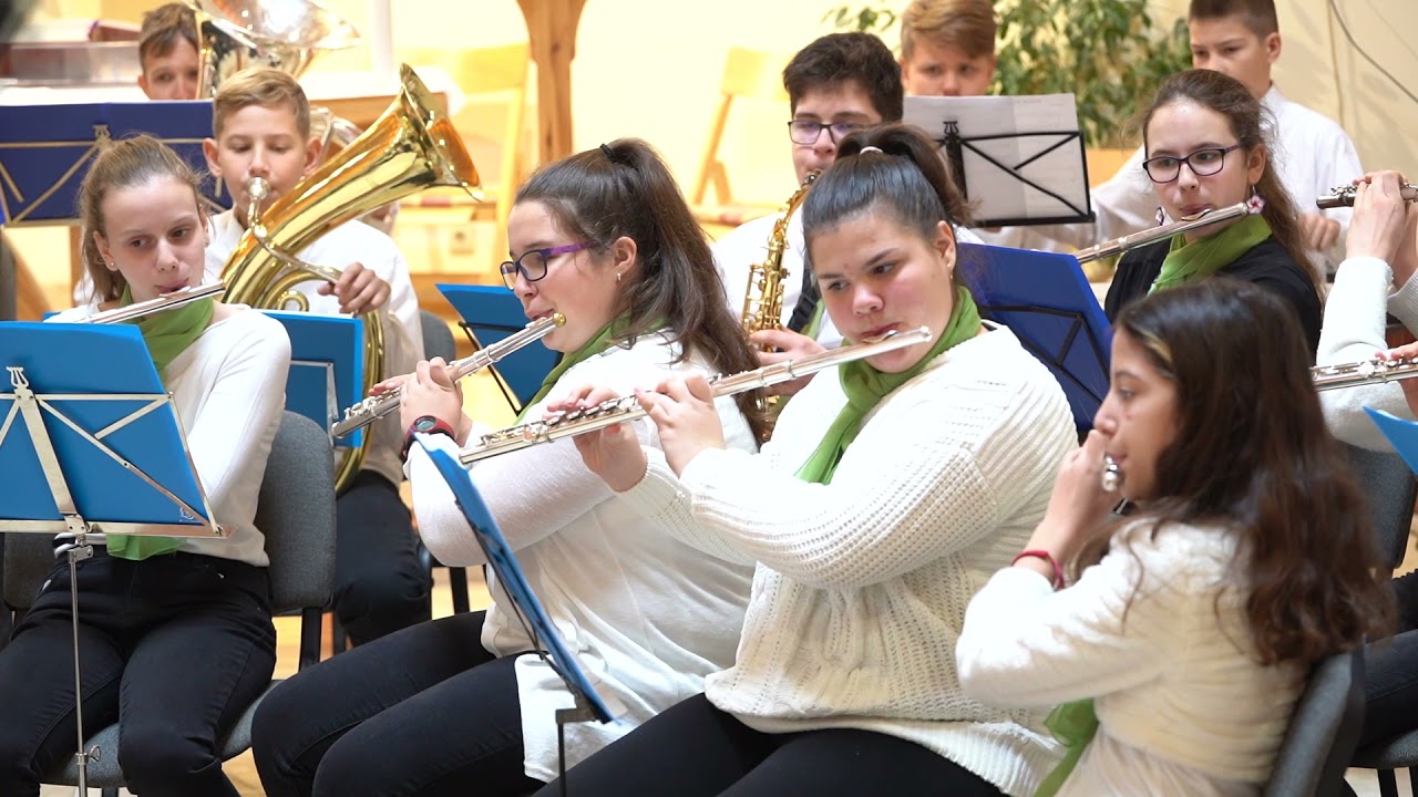 Dona Nobis Pacem „Adj nekünk békét!” - Szólót énekel: Tóth Antónia