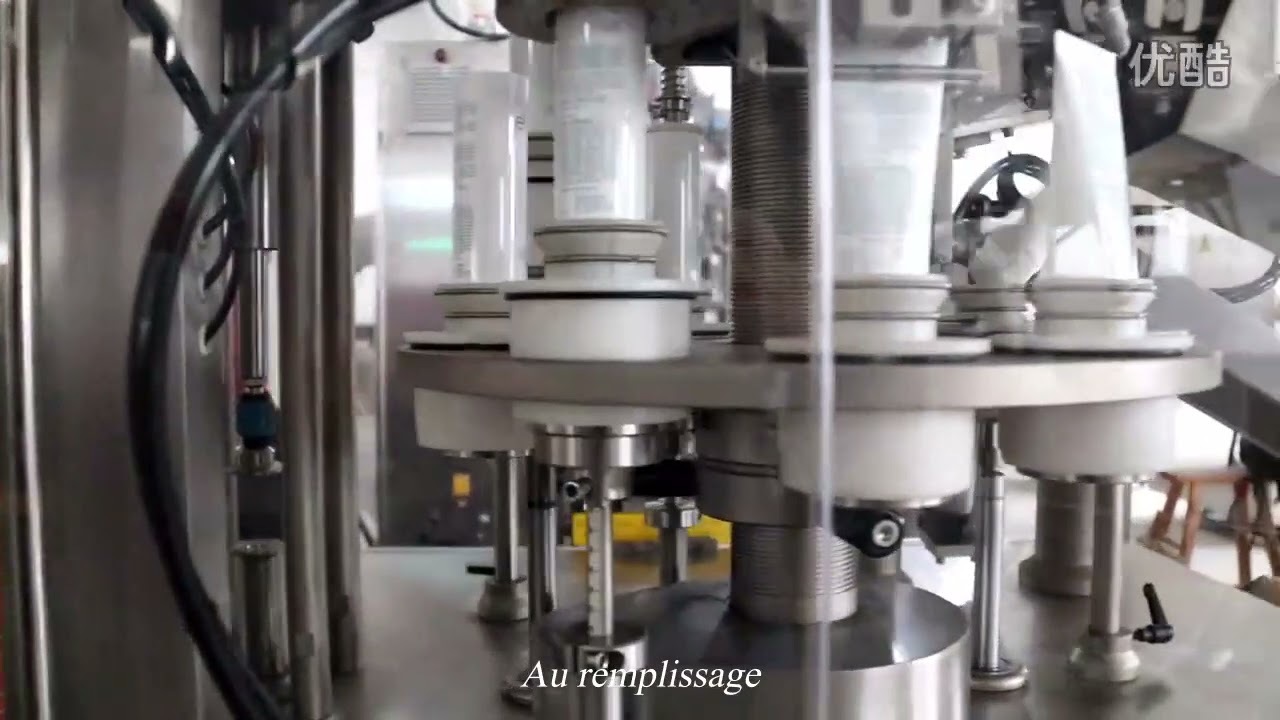 machine à remplir et à sceller les tubes en plastique