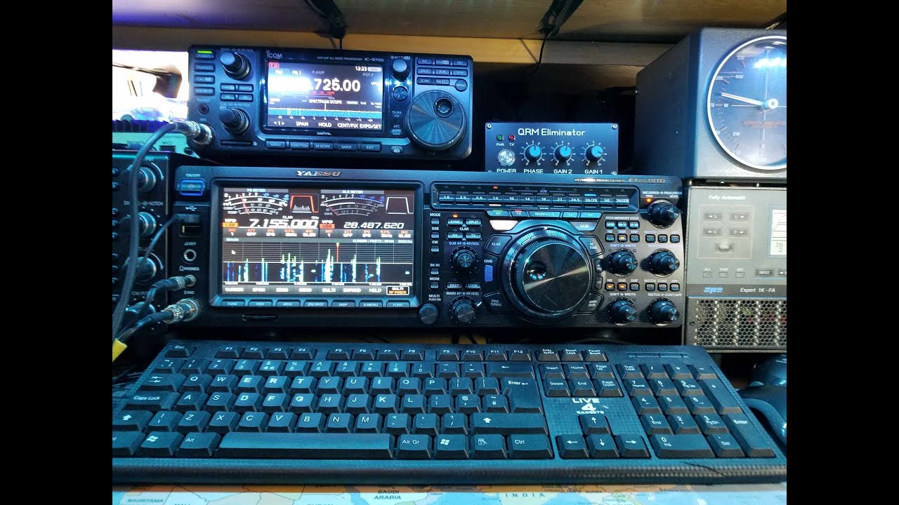 YAESU FTDX 101D let's have a look vhf hf radio Sherwood Engineering  Highest Performing Receiver.