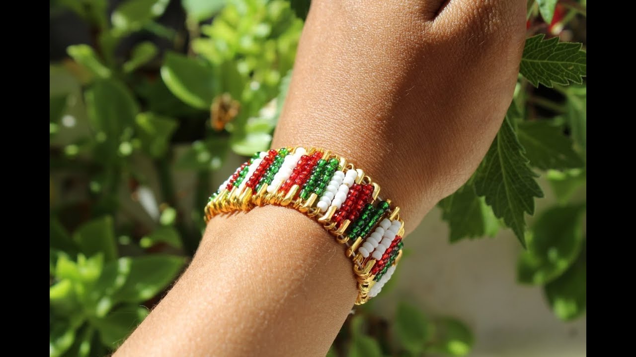 Pulsera con Chaquiras Tricolor