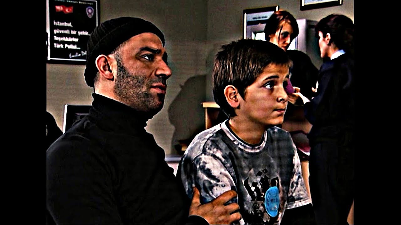 Arka Sokaklar - Tunç'un Sevgilisine Ne Oldu?