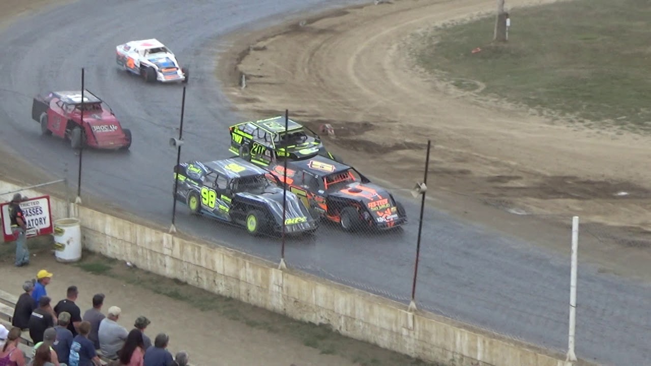 I.M.C.A. Feature Race at Crystal Motor Speedway, Michigan on 09-17-2017!!