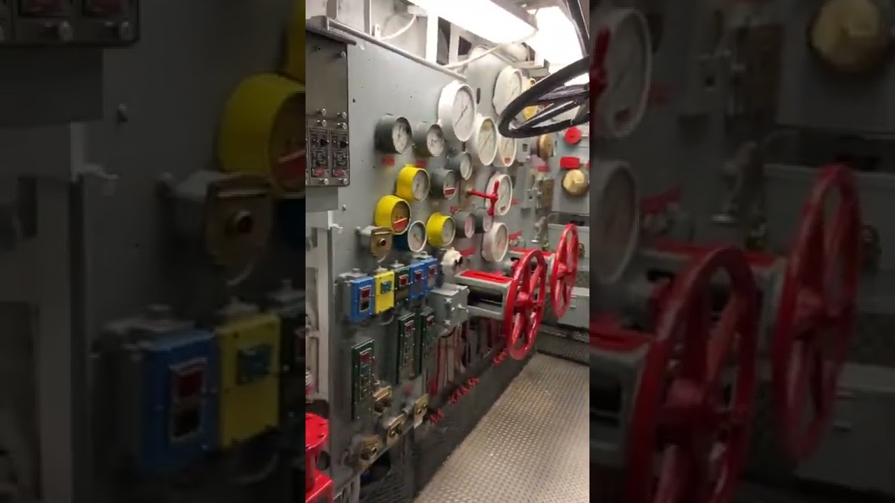 Uss Lexington Aft engine room Tour. 40 years later after I served on it as a machinist mate.