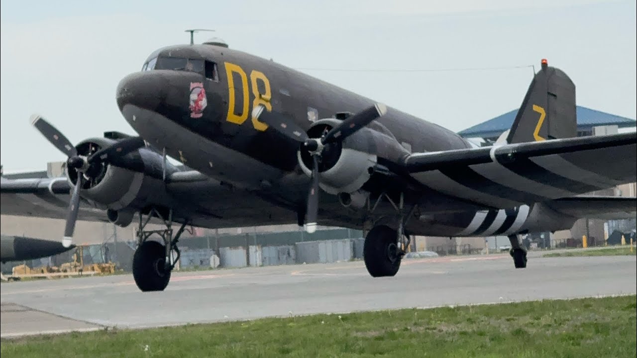 Flying a WWII C-47 Skytrain | D-Day Experience at the American Airpower Museum