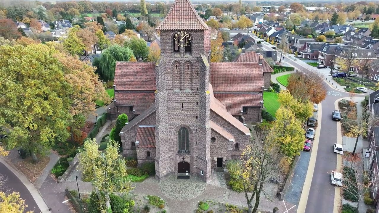 R.K. Sint Michaël kerk Beek en Donk