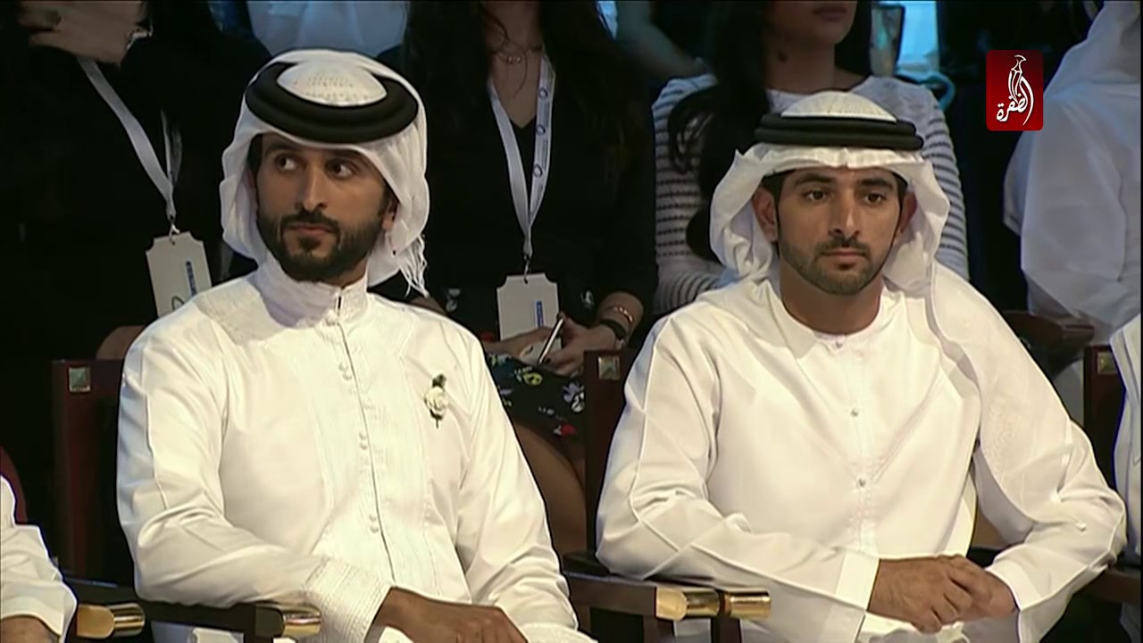 قمة رواد التواصل الاجتماعي العرب، مسرح لتكريم اشهر الوجوه المؤثرة على شبكات التواصل الاجتماعي