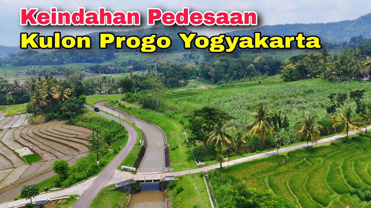 Keindahan Jalan Pedesaan Kulon Progo Daerah Istimewa Yogyakarta