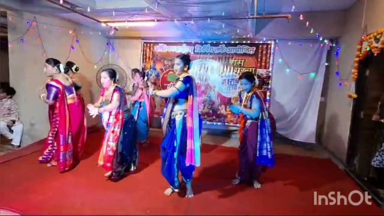 मराठमोळ्या पेहराव मध्ये नवीन सादरीकरण...नखरेल ठूमके, धमाकेदार गाणं.... व्हिडिओ नक्की पहा..