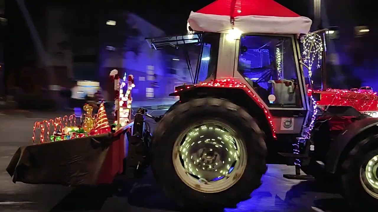 Weihnachtsfahrt der Traktoren in Bayreuth am 7.12.2025