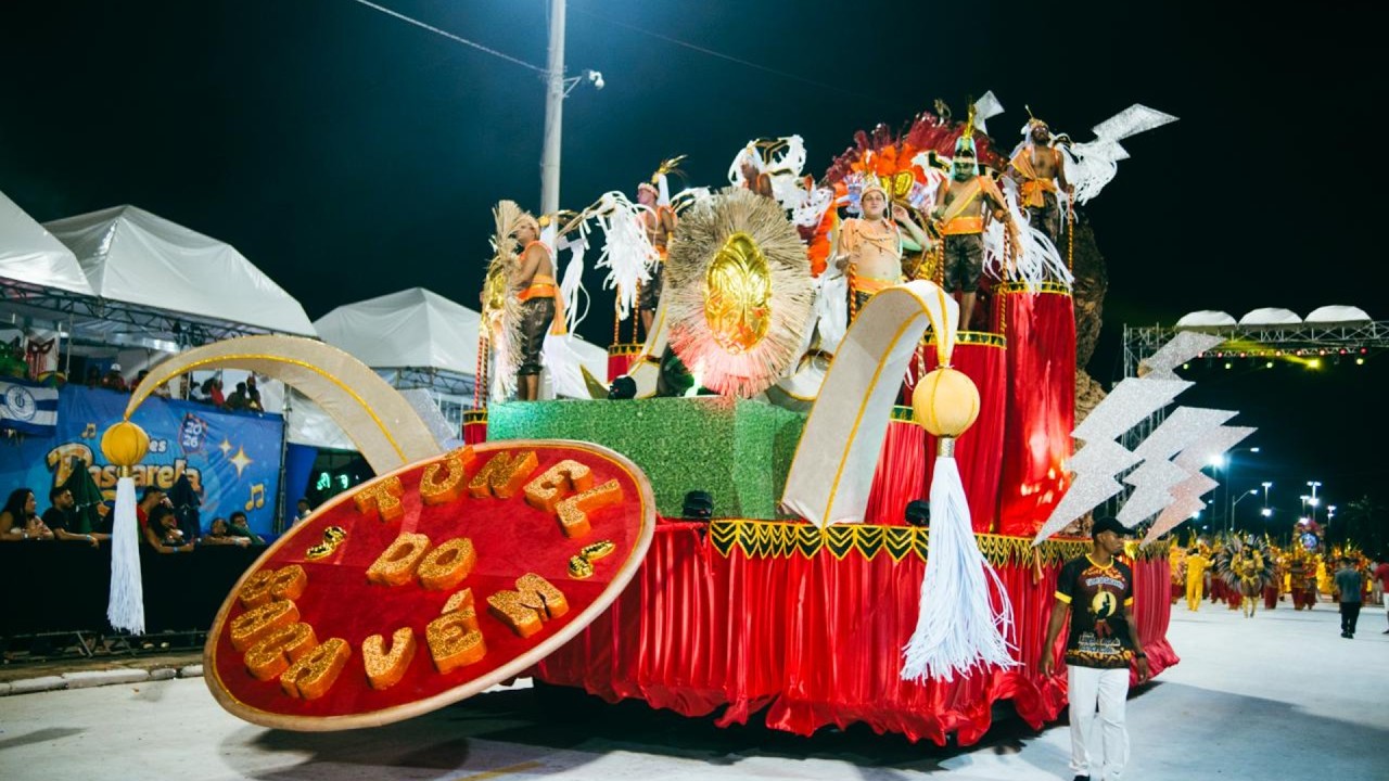 AO VIVO: 2ª noite de desfile das Escolas de Samba, em São Luís