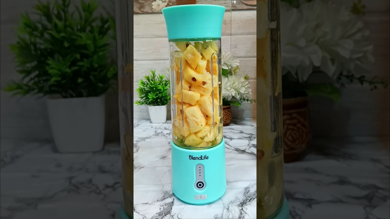 Refreshing Pineapple Juice in Seconds! 🍍✨ | Blendlife blender