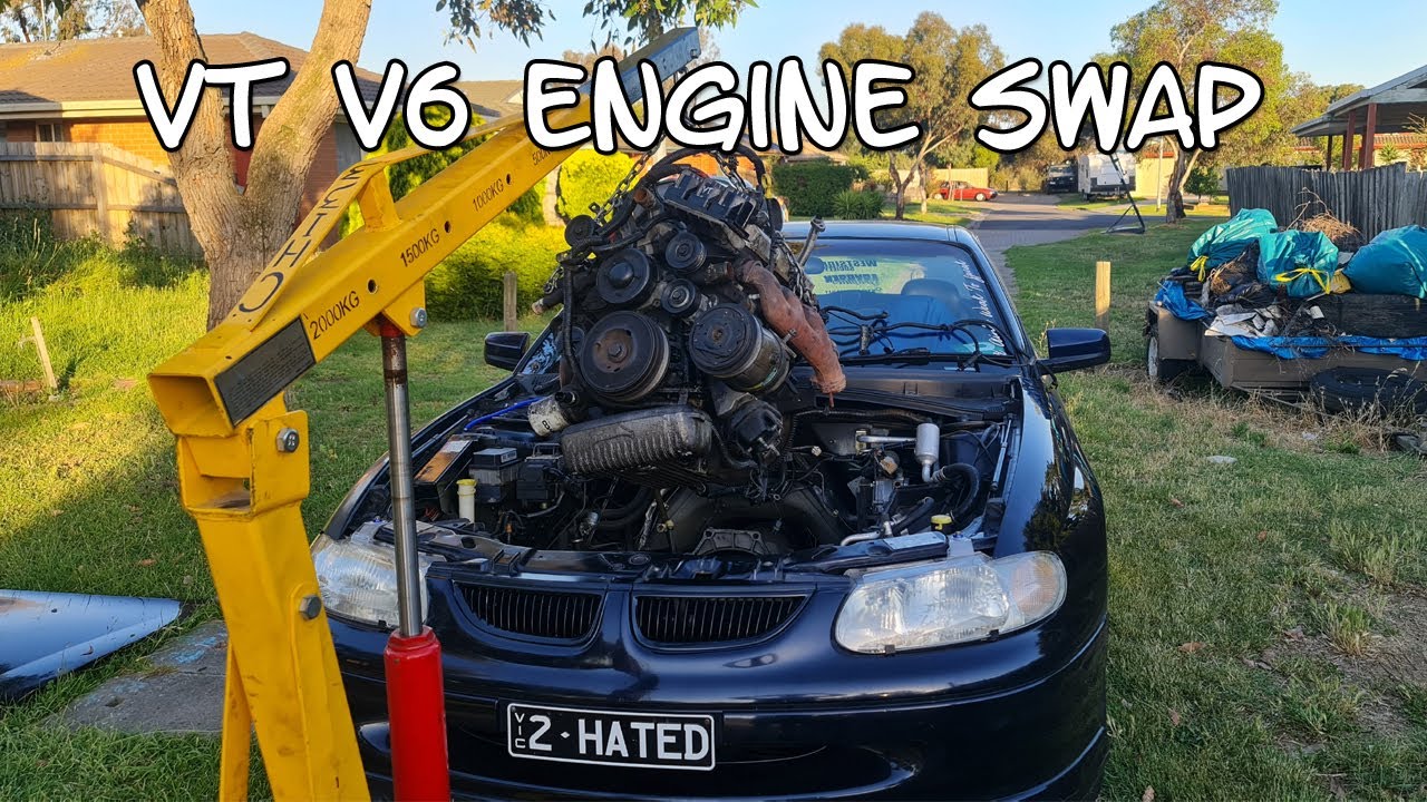 Замена двигателя VT V6 в машине Казинса 2HATED