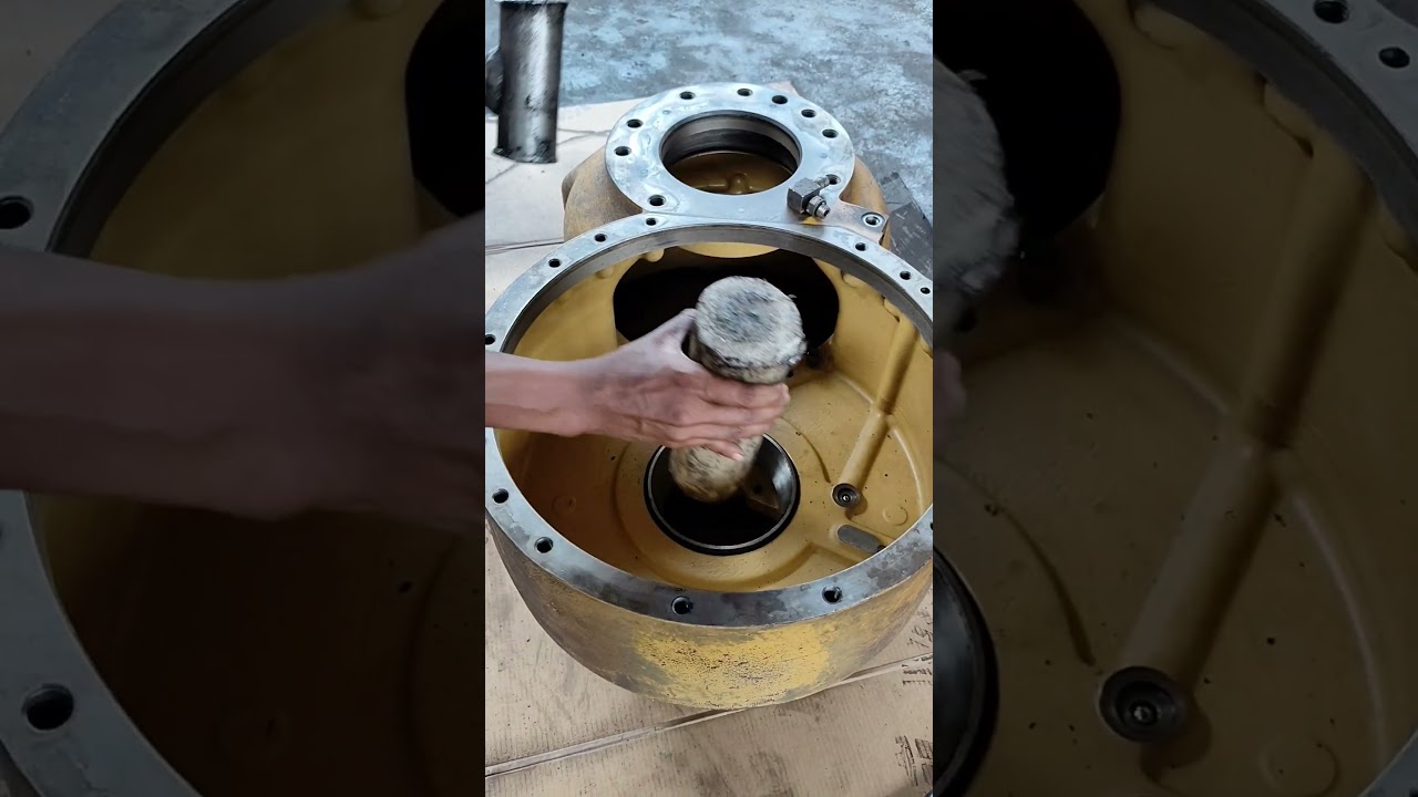 Transfer gear bearing cone fitted⚙️