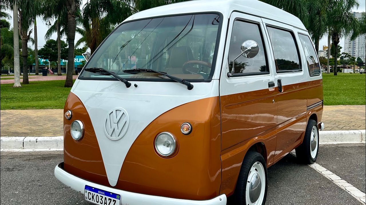 Apresentação/Entrega da Towner que transformamos em uma Kombi Corujinha