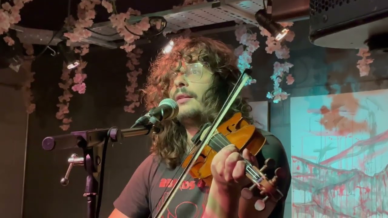 Tony Bird - Guest performance at Cafe Etch