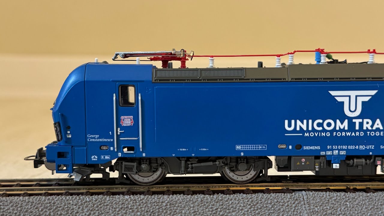 Unboxing Locomotiva Siemens Smartron Unicom Tranzit Trains-Addicted STA4605